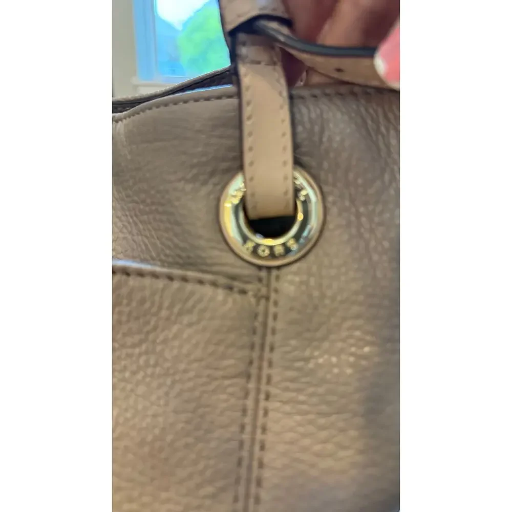 Michael Kors Jet Set Cream Pebbled Leather Tote Bag Gold Hardware - Picture 5 of 8